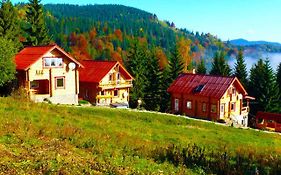 Троє Поросят